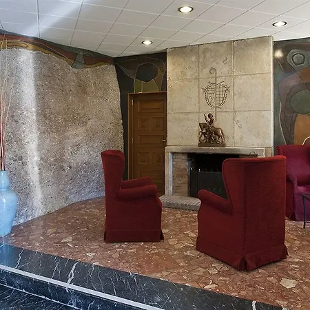 Abad Cisneros 3*