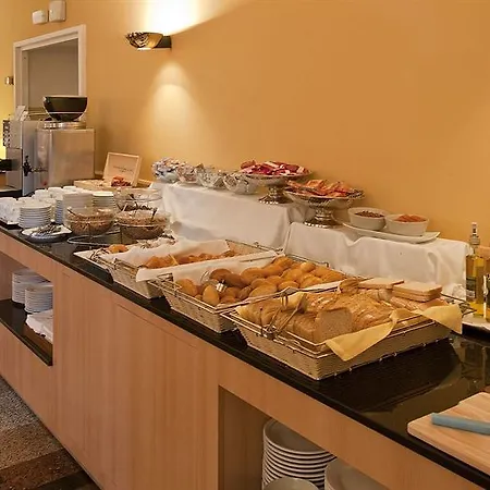 Abad Cisneros 3* Barcelona